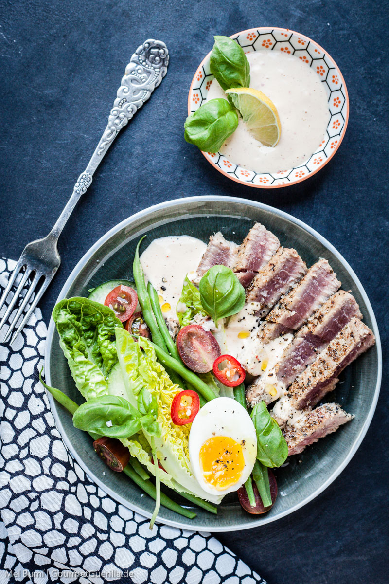  {LCHF Recipe} Blackened Tuna Salad with Habanero Lime Dressing | GourmetGuerilla.com 