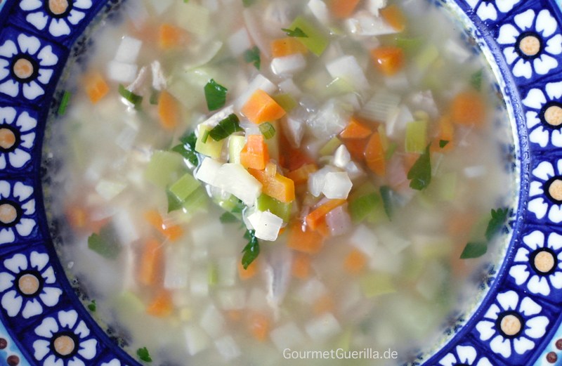 The best chicken soup to get healthy | GourmetGuerilla.de